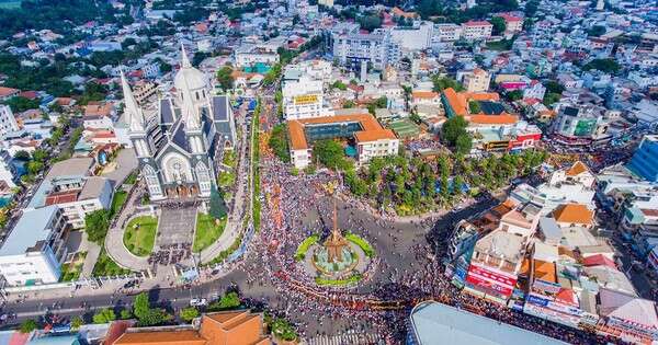 Tỉnh đặt mục tiêu lên thành phố trung ương vừa ghi nhận một chỉ số vượt Hà Nội, chỉ kém TP HCM