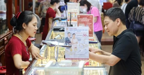 Đề xuất giao dịch vàng từ 20 triệu đồng trở lên phải chuyển khoản
