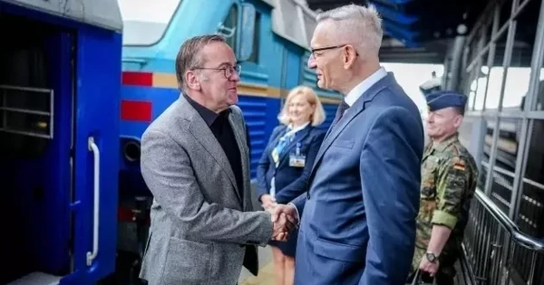 Bộ trưởng Quốc phòng Đức bí mật đến Kyiv thảo luận việc cung cấp tên lửa Taurus