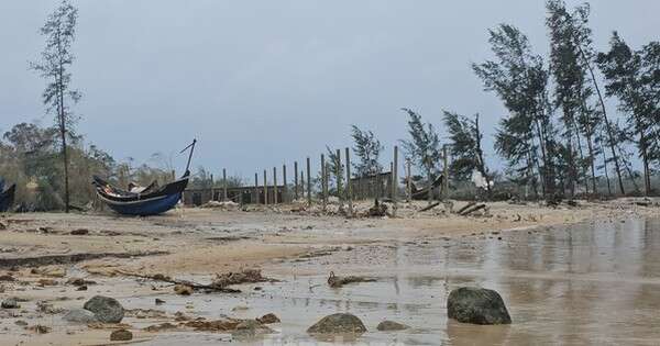 Huy động thiết bị bay không người lái hỗ trợ khảo sát, ứng phó mưa lũ ở Trung Bộ