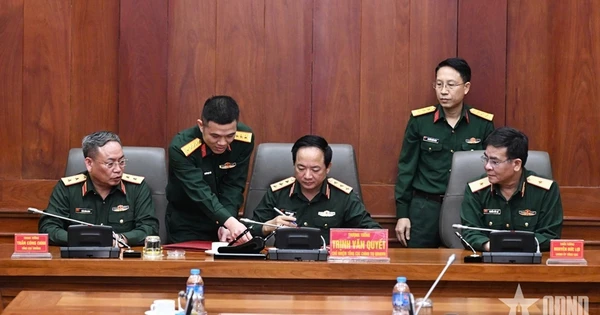 Bàn giao chức trách, nhiệm vụ Bí thư Đảng ủy, Chính ủy Tổng cục II