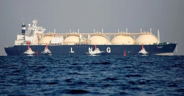 Bất bình với luật của EU, nước xuất khẩu LNG lớn thứ 3 thế giới doạ ngừng cung cấp khí đốt cho khối