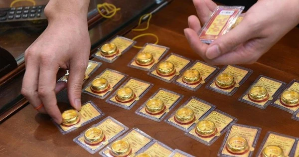 Một người dân ở Hà Nội mất 282 triệu đồng do mua phải vàng giả