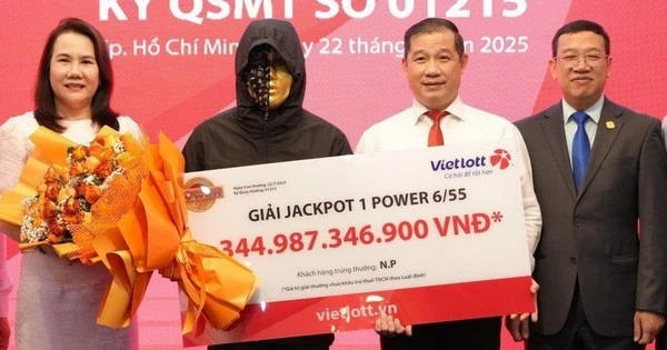 Không ăn nổi cơm sau khi trúng 345 tỷ Vietlott, nửa ngày sau người đàn ông chờ vợ ăn tối xong mới báo tin