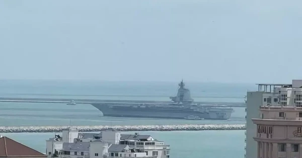 Tàu sân bay Phúc Kiến lần đầu xuất hiện ở đảo Hải Nam