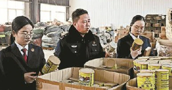 Theo dõi các cuộc gọi telesale, công an triệt phá đường dây sản xuất và buôn bán sữa bột giả, lừa đảo hơn 60.000 người cao tuổi quy mô 23 tỷ đồng