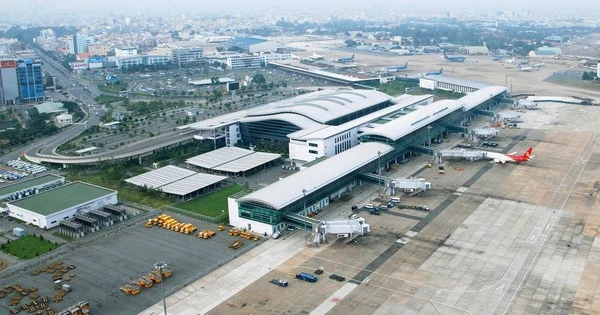 Đề xuất từng bước dừng khai thác chuyến bay quốc tế tại Tân Sơn Nhất