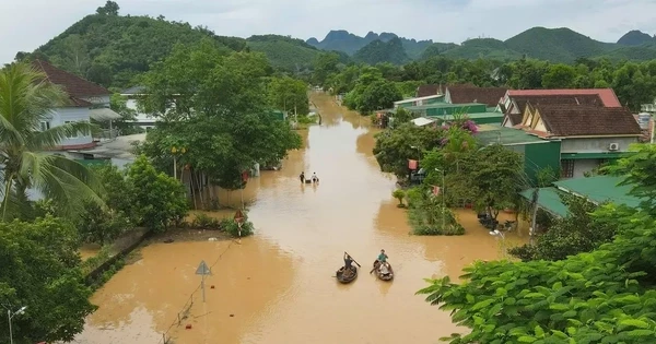 Miền Trung có thể hứng chịu nhiều đợt mưa lớn bất thường
