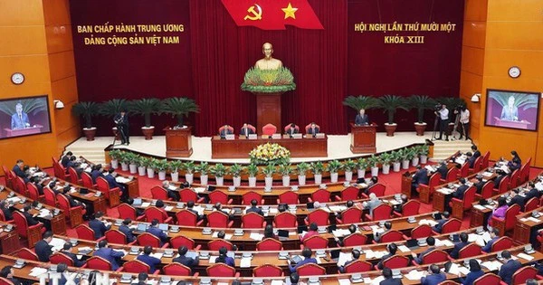 Khai mạc Hội nghị Trung ương lần thứ 11