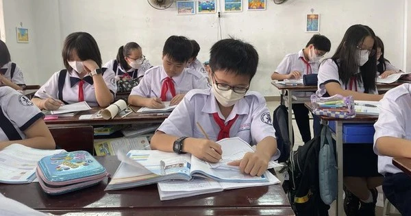 TP. Hồ Chí Minh: Nam sinh có điểm Toán cao nhất thế giới được mẹ thưởng... 1 giờ chơi game