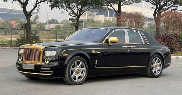 Rolls-Royce Phantom hàng độc giá 9,5 tỷ đồng tại Việt Nam: Mạ vàng 24K từ ngoài vào trong, nhiều chi tiết chạm khắc hình rồng