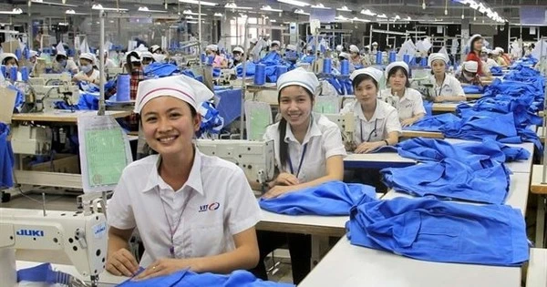 Công ty May Việt Tiến ‘vật lộn’ tuyển nhân sự, phải lên Tiktok tìm người