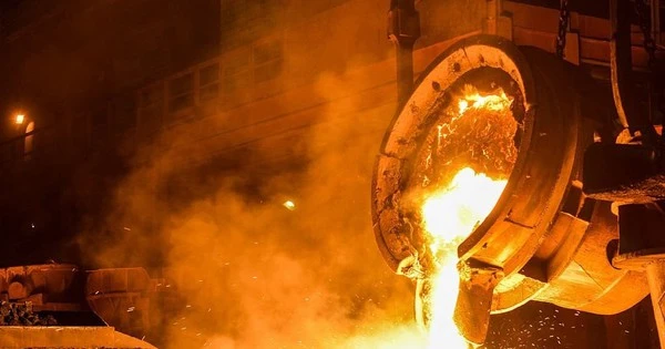 Chưa từng có: Nhật Bản quyết đòi lại ngôi vương ngành thép từ nước láng giềng sau thập kỷ ‘nằm gai nếm mật’ bằng thương vụ 14 tỷ USD