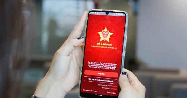 Có thể tra cứu tiền điện, mở tài khoản ngân hàng, mua vé máy bay… trên VNeID