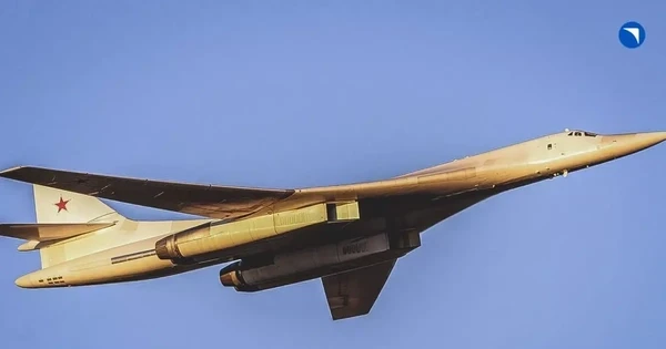 Rộ tin cặp máy bay Tu-160 của Nga gặp sự cố khi phóng tên lửa