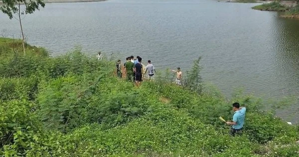 Hà Nội: Nhóm sinh viên tử vong khi quay clip diễn tả tình huống đuối nước