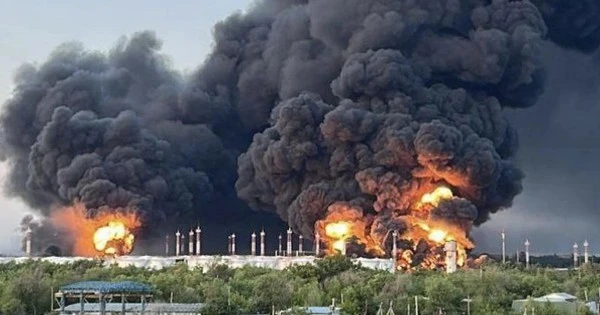 Ukraine trả đũa mạnh tay giữa lúc Nga oanh kích Kiev