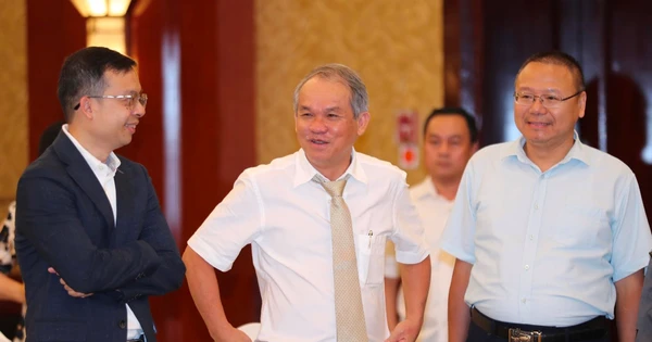 Bầu Đức: HAGL từ mô hình ‘2 cây - 1 con’ sẽ thành ‘4 cây – 1 con’, trồng thêm 2000ha dâu và 2000ha cà phê nhờ học Trung Quốc