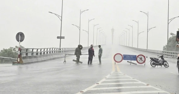 Bão số 5 bất ngờ đứng yên suốt 3 tiếng trước khi đổ bộ có thể gây ra nguy hiểm gì?