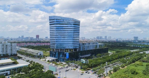 Nhiều lãnh đạo cấp cao rời chức, chủ tịch doanh nghiệp 54.000 tỷ lên tiếng