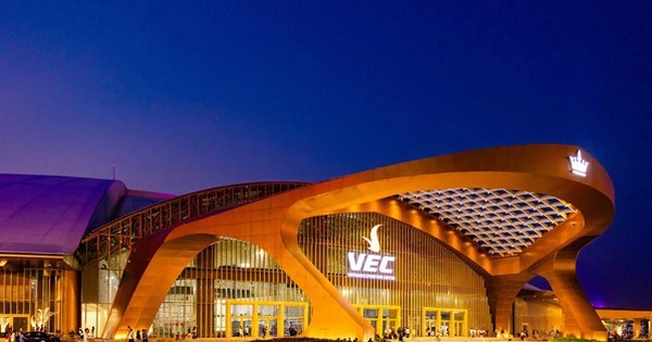 Bộ Xây dựng yêu cầu Vingroup, VEFAC khẩn trương triển khai thực hiện những việc sau tại công trình top 10 thế giới