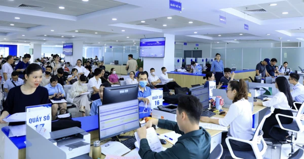 Hà Nội chi gần 47 tỷ đồng trả chế độ cho 40 cán bộ nghỉ việc khi tinh gọn bộ máy
