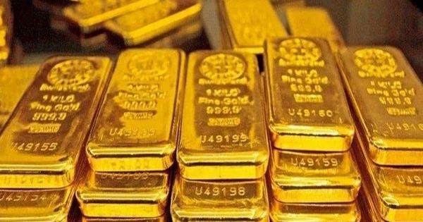 Nợ Sacombank cả nghìn tỷ không trả được vì vay 5.800 lượng vàng lúc giá 17,7 triệu/lượng, một công ty vẫn mạnh tay rót 15 tỷ đồng mua cổ phiếu trên sàn