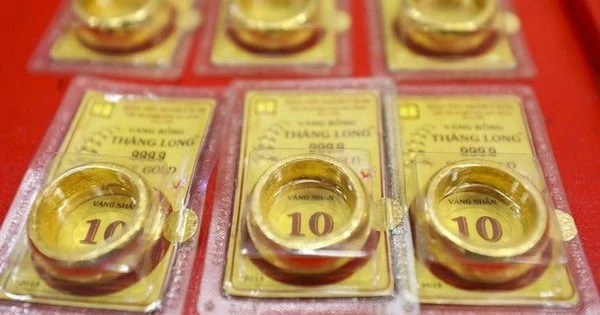 Giá vàng lập đỉnh chưa từng có trong lịch sử, chuyên gia thừa nhận nguyên nhân 