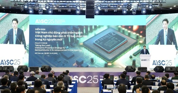 GS ĐH Seoul hiến kế cho Việt Nam trong làn sóng hiếm có về AI, bán dẫn: Chỉ có 2 cách!