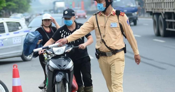 Từ nay đến cuối năm, CSGT toàn quốc sẽ đặc biệt chú ý 6 vi phạm giao thông này, mọi tài xế cần biết