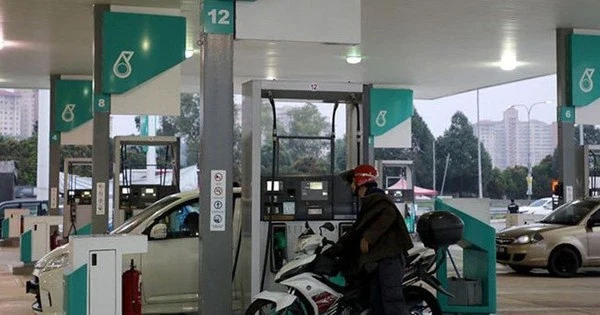 Nước Đông Nam Á có giá xăng chỉ 12.400 đồng/lít, rẻ hơn chai nước khoáng
