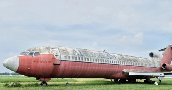 Máy bay Boeing bị bỏ rơi 18 năm ở Nội Bài được đề xuất giao làm giáo cụ