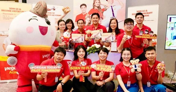 Ngày hội tuyển dụng Vietjet thu hút hàng ngàn ứng viên tìm kiếm cơ hội trong ngành hàng không