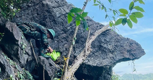 Vì sao Quảng Bình phải phá nổ khối đá gần 30 tấn treo lơ lửng trên núi?