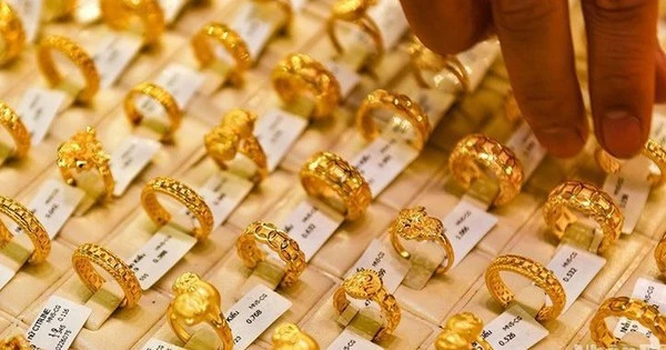 Từ ngày mai, người mua vàng lưu ý: Một chính sách mới về giao dịch vàng nhẫn, vàng miếng chính thức có hiệu lực