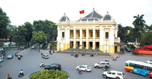 Tàu ngầm Kilo của QĐND Việt Nam diễu binh trên biển dịp 2/9: Sở hữu tên lửa Klub-S, 6 ống phóng ngư lôi