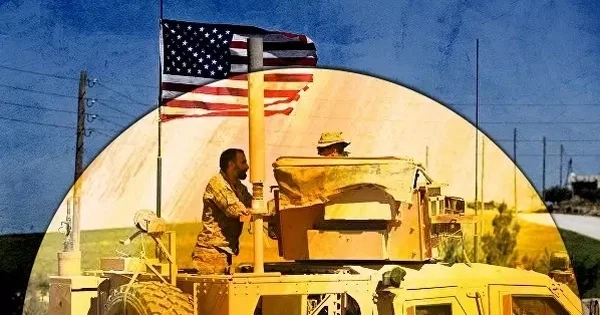 Clip Mỹ rút quân khỏi các căn cứ quan trọng ở Deir Ezzor, Syria