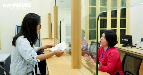 Bộ Nội vụ: Xem xét, quyết định cho cán bộ nghỉ việc và được hưởng ngay chế độ