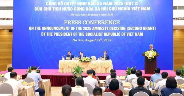 CẬP NHẬT: Họp báo công bố Quyết định của Chủ tịch nước đặc xá cho 13.920 phạm nhân