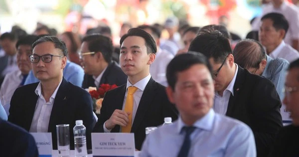 Con trai của tỷ phú Phạm Nhật Vượng xuất hiện tại lễ khởi công siêu đô thị lấn biển lớn nhất Việt Nam: 25 tuổi là CEO công ty cho thuê xe số một tại Việt Nam, là cổ đông lớn của công ty năng lượng vừa thành lập