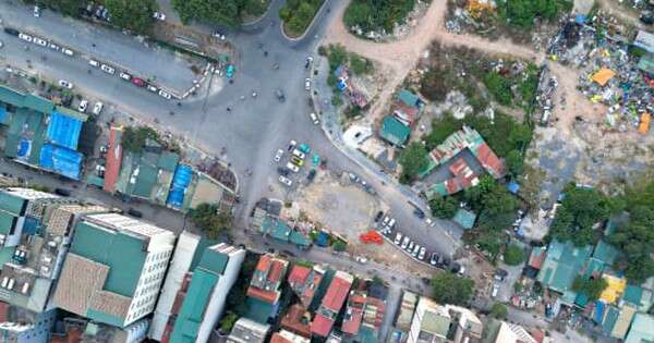 Đường 1,4km thi công 4 năm chưa xong, thành nơi tập kết rác, bãi đỗ xe