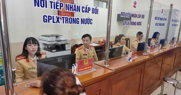 Công an Hà Nội có thông báo quan trọng liên quan đến giấy phép lái xe của người dân