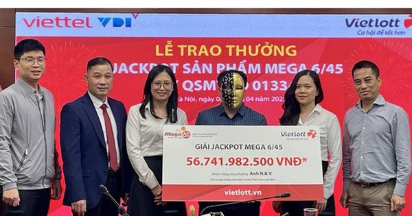 Người đàn ông ở Hà Nội dự định xây nhà và mua đất sau khi trúng Vietlott hơn 56,7 tỉ đồng