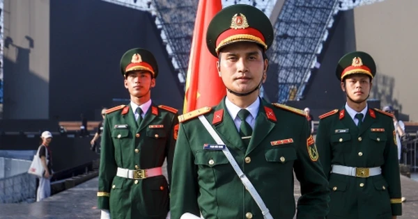68 quân nhân từng duyệt binh ở Nga luyện tập cho đêm nhạc 'Tổ quốc trong tim'