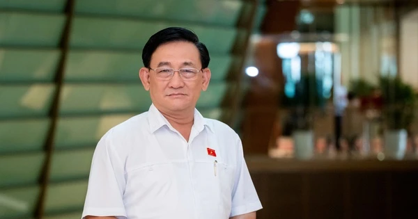 Tiền lương, chế độ đãi ngộ nhà giáo và những vấn đề căn cốt cần ưu tiên giải quyết