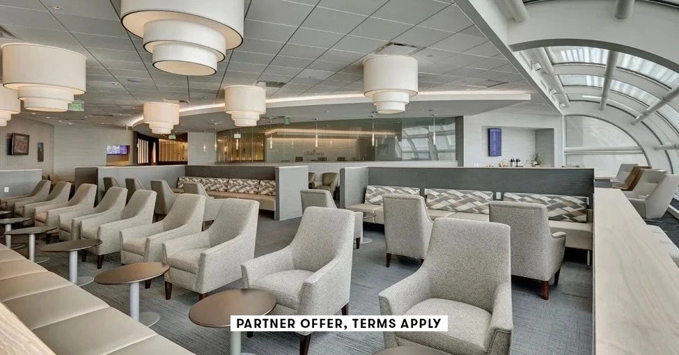 11 credit cards that offer Priority Pass airport lounge access