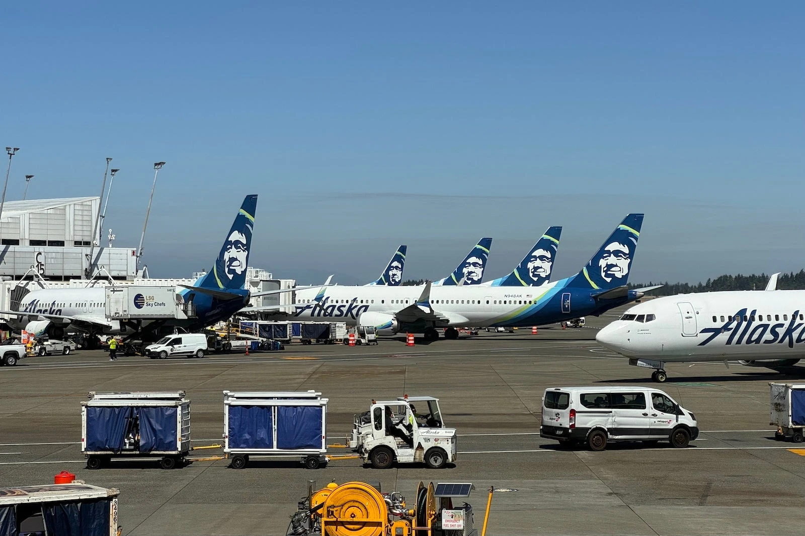 Alaska Airlines is sticking with Bilt — but don't expect more Atmos transfer partners anytime soon