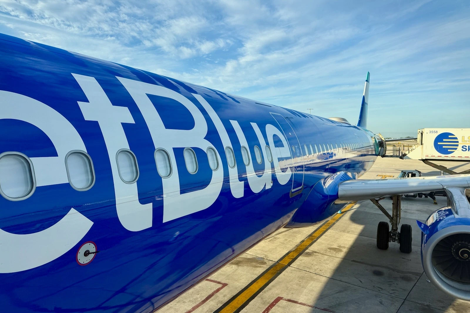 JetBlue to launch 2 new Fort Lauderdale routes, bring back 2 more