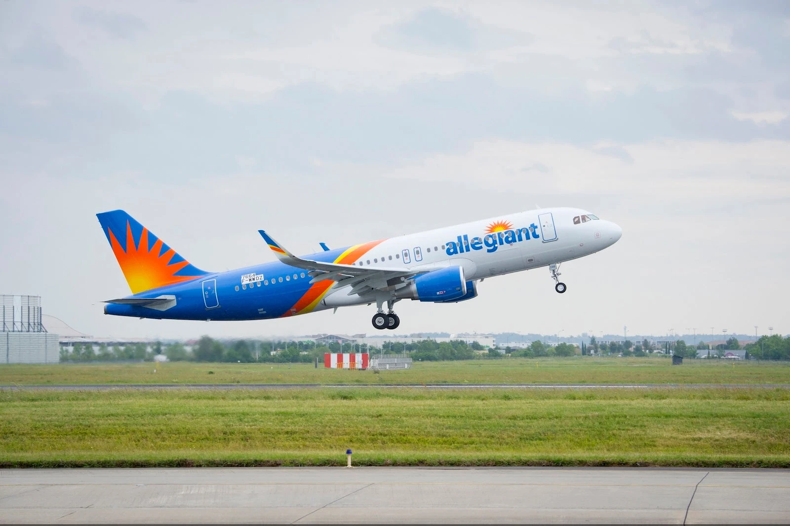Allegiant’s Sun Country merger will give it a larger loyalty program — and a new No. 1 city