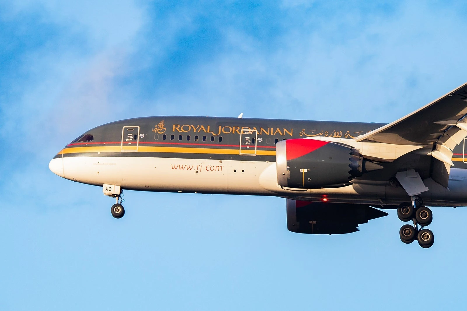 Dallas Fort Worth gets yet another new long-haul flight, this one to the Middle East